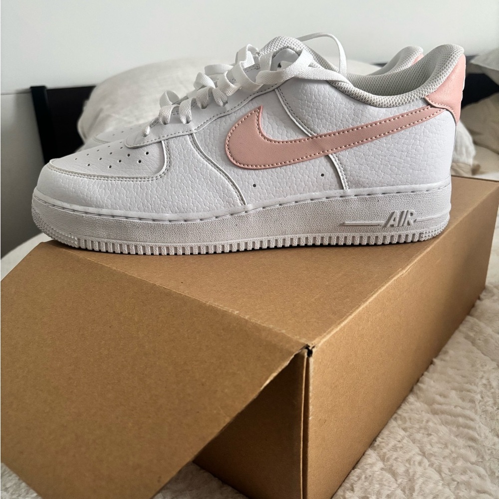 Nike Kids White and Soft Pink Sneakers
